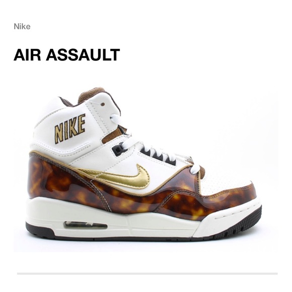 Nike Women’s Air Assault Tortoise Size 7.5. Rare! Brand new condition
